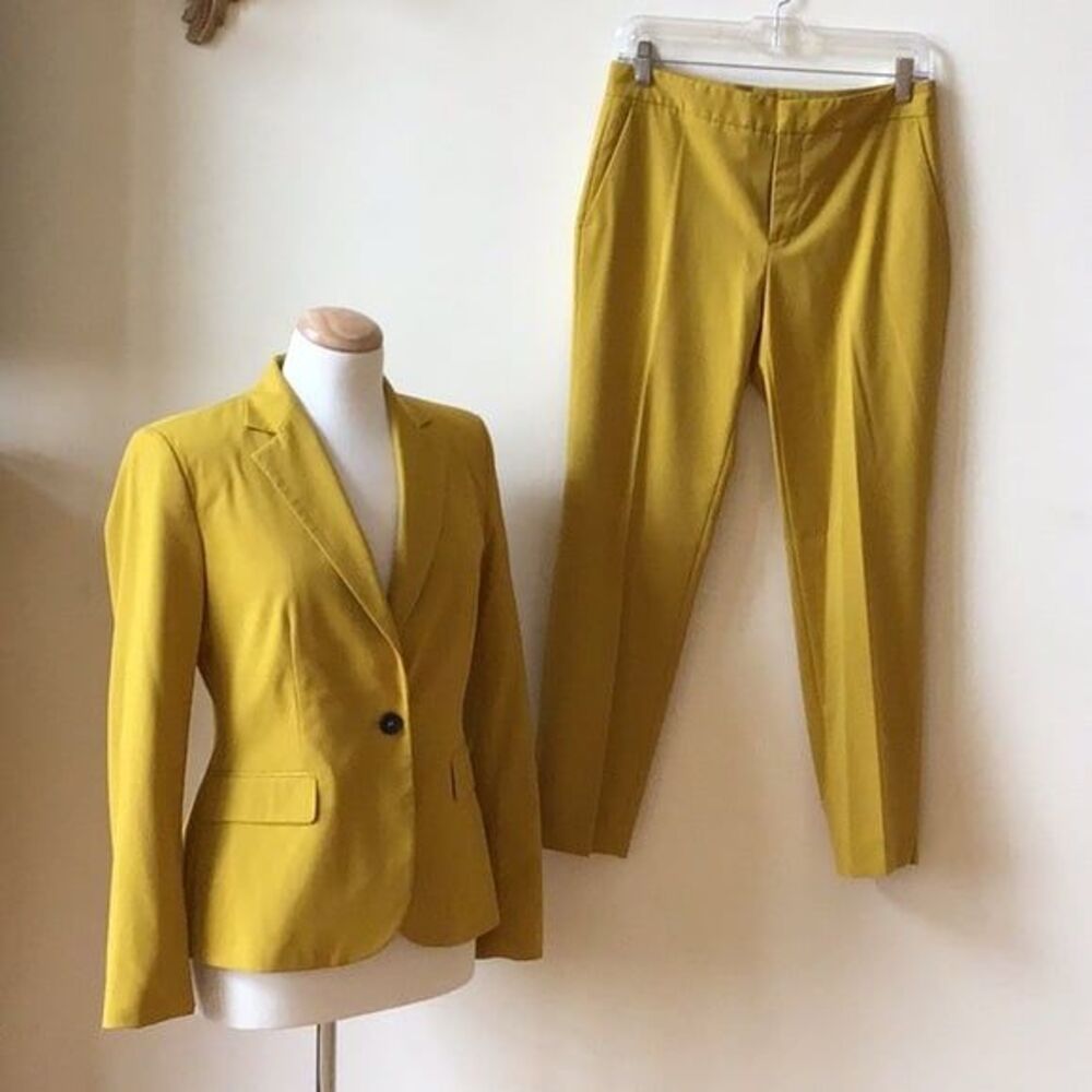ZARA Pants And Blazer Set.